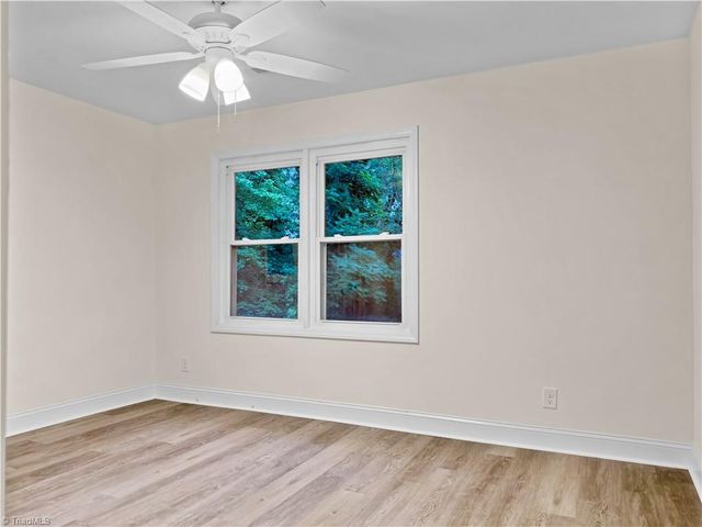218 Palmer Street NW, Lenoir, NC 28645