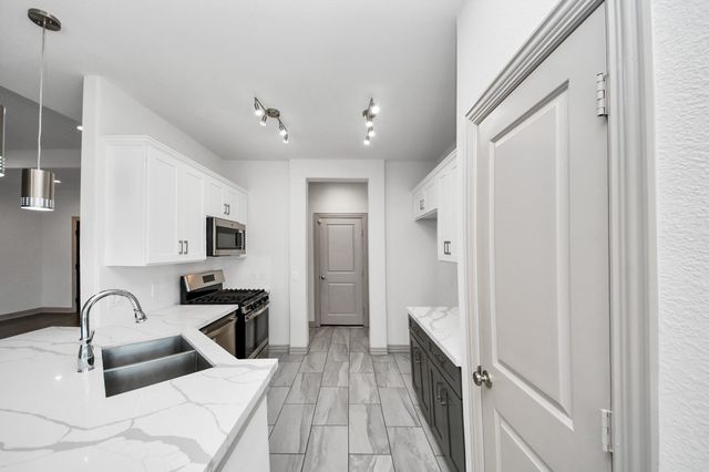 9720 Garcroft Street, Houston, TX 77029