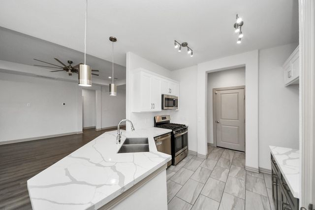 9720 Garcroft Street, Houston, TX 77029