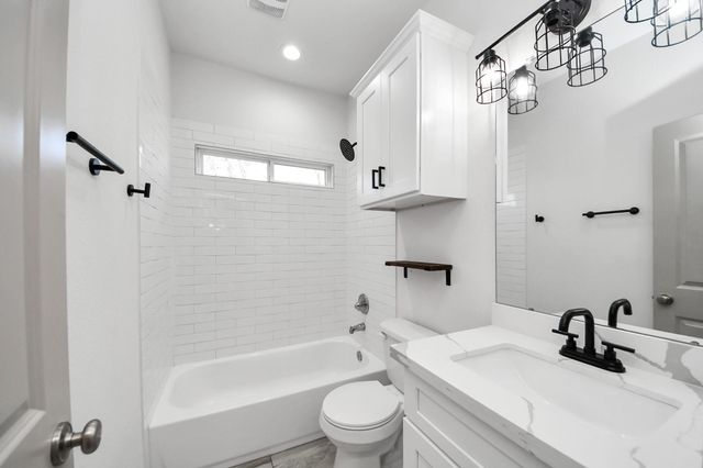 9720 Garcroft Street, Houston, TX 77029