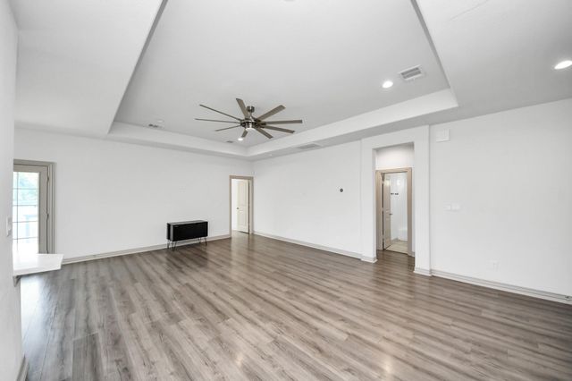 9720 Garcroft Street, Houston, TX 77029