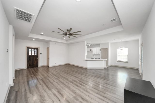 9720 Garcroft Street, Houston, TX 77029