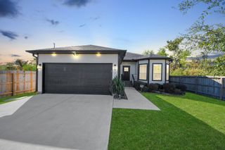 9720 Garcroft Street, Houston, TX 77029