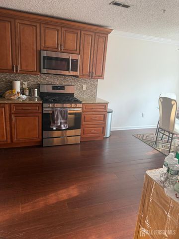 200 prestwick Way, Edison, NJ 08820