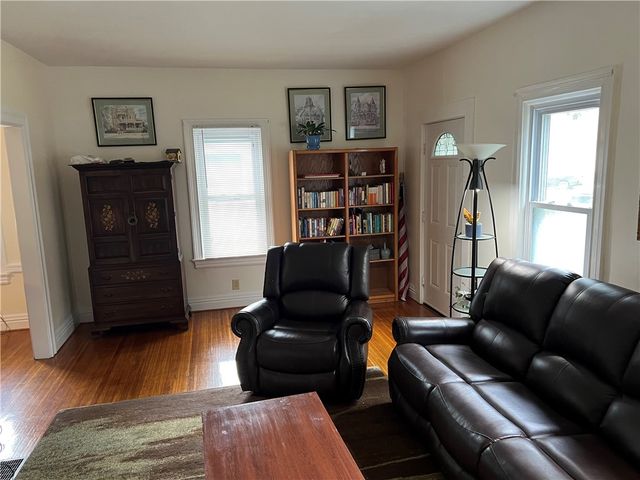 784 Atlantic Avenue, Rochester, NY 14609