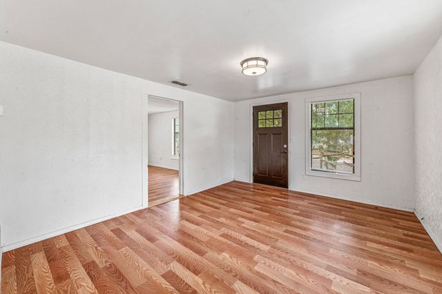 301 Gleese Street, Graham, TX 76450