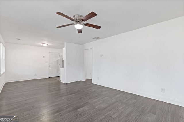 433 W Lake Avenue NW, Atlanta, GA 30318