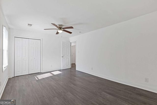 433 W Lake Avenue NW, Atlanta, GA 30318