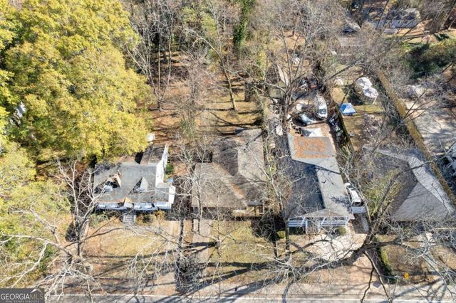 433 W Lake Avenue NW, Atlanta, GA 30318