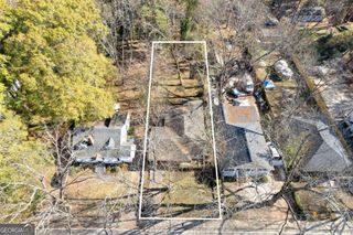 433 W Lake Avenue NW, Atlanta, GA 30318