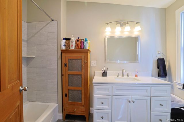 1666 Main Street, Pleasant Valley, NY 12569