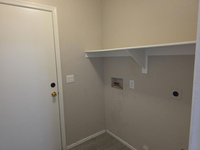 9927 W Southgate Avenue, Tolleson, AZ 85353