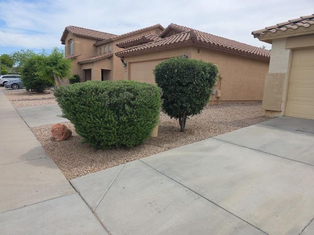 9927 W Southgate Avenue, Tolleson, AZ 85353