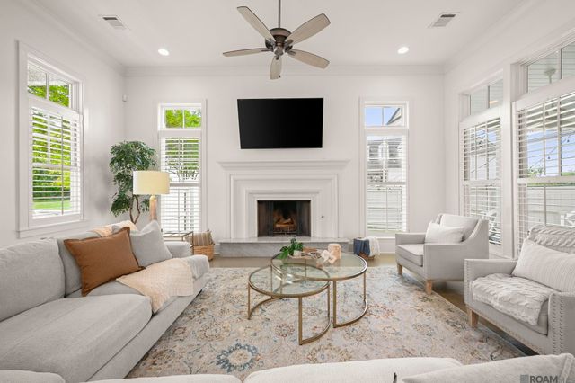 3143 Pointe-marie Dr, Baton Rouge, LA 70820