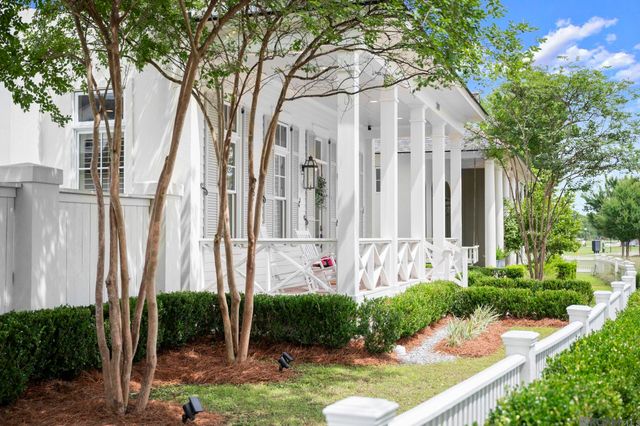 3143 Pointe-marie Dr, Baton Rouge, LA 70820