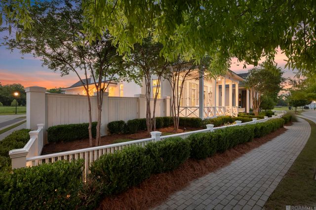 3143 Pointe-marie Dr, Baton Rouge, LA 70820