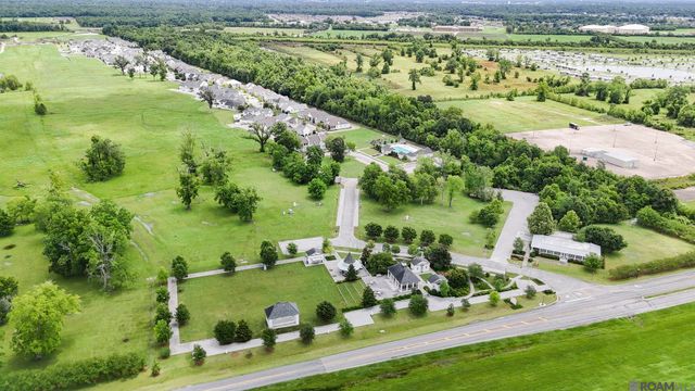 3143 Pointe-marie Dr, Baton Rouge, LA 70820