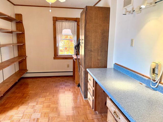 10519 US-9, Champlain, NY 12919