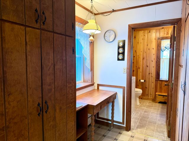 10519 US-9, Champlain, NY 12919