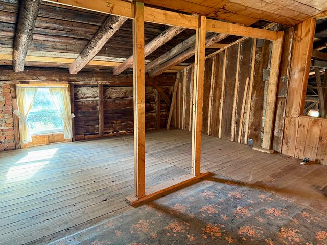 10519 US-9, Champlain, NY 12919