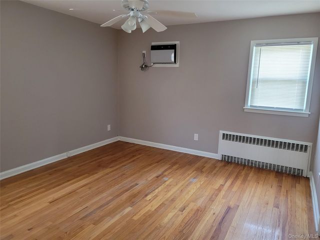 20 Edmund Street 2, Lynbrook, NY 11563