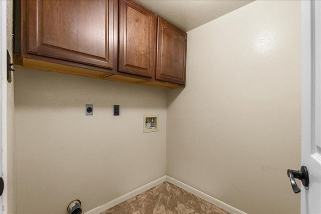 1006 Chesterwood Drive, Pearland, TX 77581