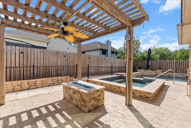 1006 Chesterwood Drive, Pearland, TX 77581