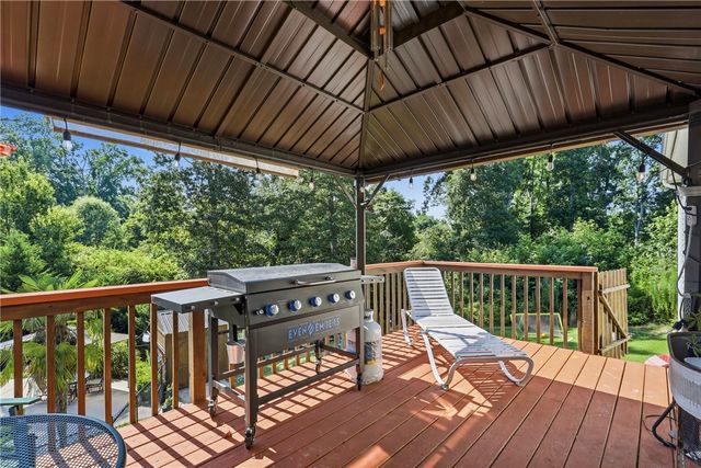 110 Brookside Circle, Honea Path, SC 29654