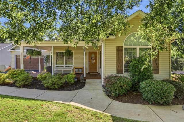 110 Brookside Circle, Honea Path, SC 29654