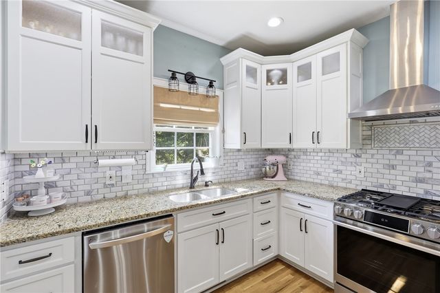 110 Brookside Circle, Honea Path, SC 29654