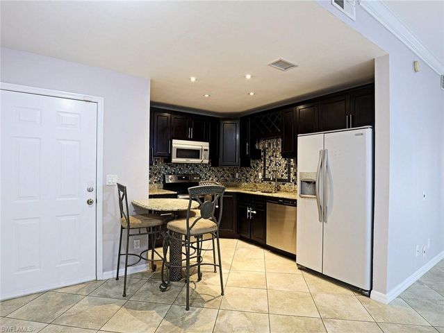 4191 Bellasol CIR 514, Fort Myers, FL 33916