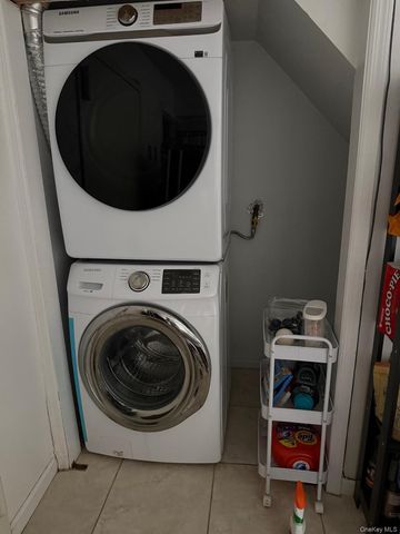 207-17 47 Avenue 1FL, Bayside, NY 11361