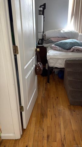 207-17 47 Avenue 1FL, Bayside, NY 11361