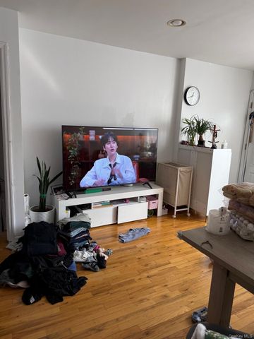 207-17 47 Avenue 1FL, Bayside, NY 11361