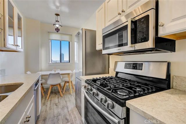 315 W 3rd Street 1006, Long Beach, CA 90802
