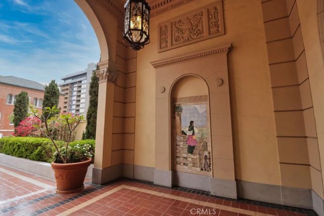 315 W 3rd Street 1006, Long Beach, CA 90802