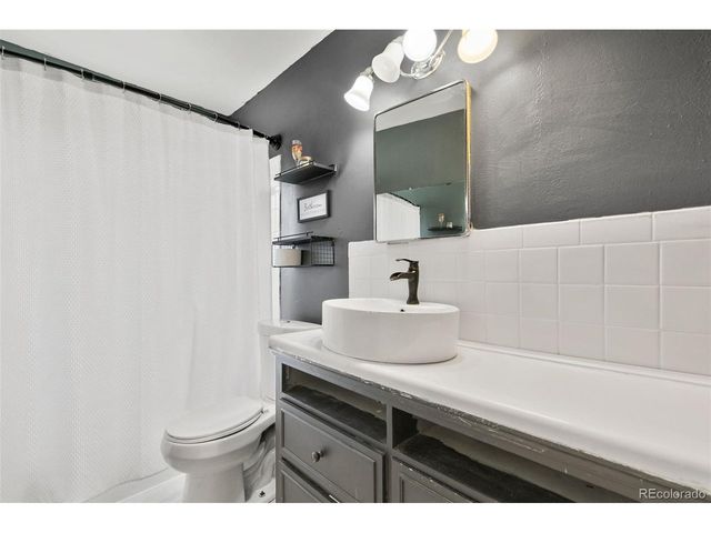 1018 N Murray Blvd, Colorado Springs, CO 80915