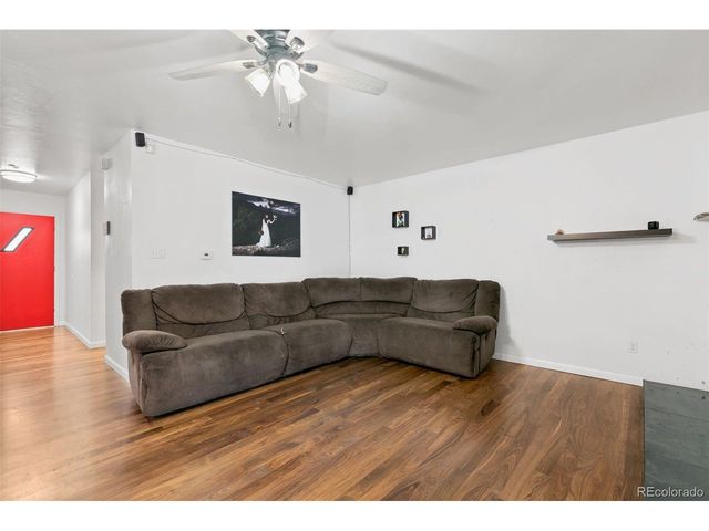 1018 N Murray Blvd, Colorado Springs, CO 80915