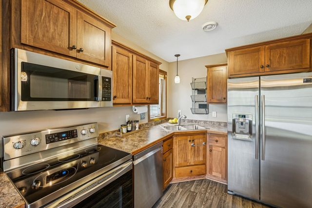 871 120th Lane NW, Coon Rapids, MN 55448