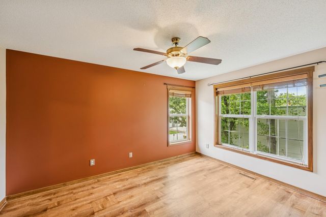 871 120th Lane NW, Coon Rapids, MN 55448