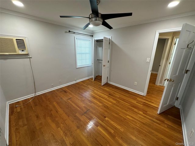 75 Cornwell Avenue, Williston Park, NY 11596