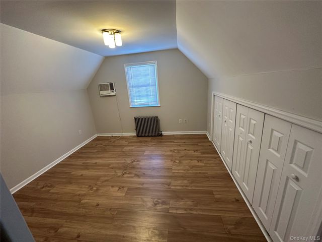 75 Cornwell Avenue, Williston Park, NY 11596