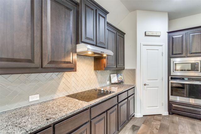 7817 Bella Way, Arlington, TX 76001