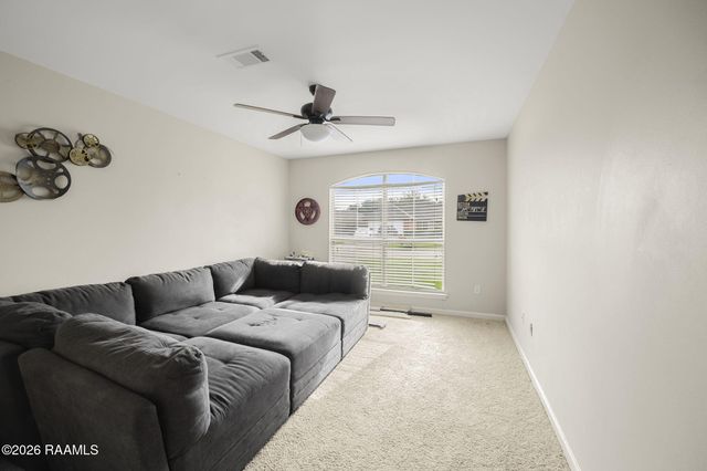 38437 Highland Terrace Avenue, Denham Springs, LA 70706