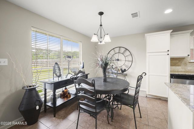 38437 Highland Terrace Avenue, Denham Springs, LA 70706