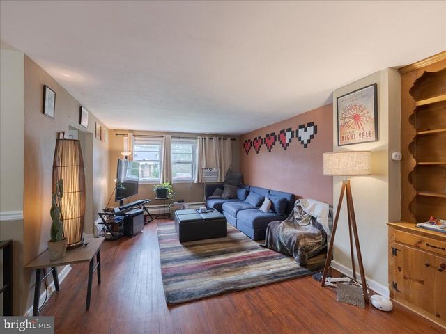 112 5TH AVE, Phoenixville, PA 19460