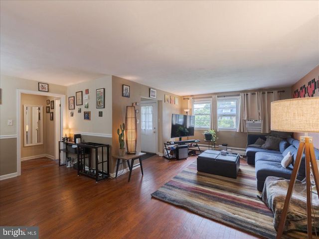 112 5TH AVE, Phoenixville, PA 19460