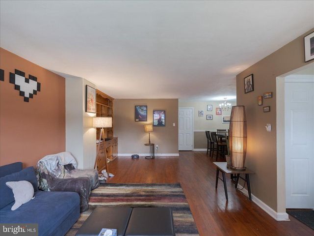 112 5TH AVE, Phoenixville, PA 19460