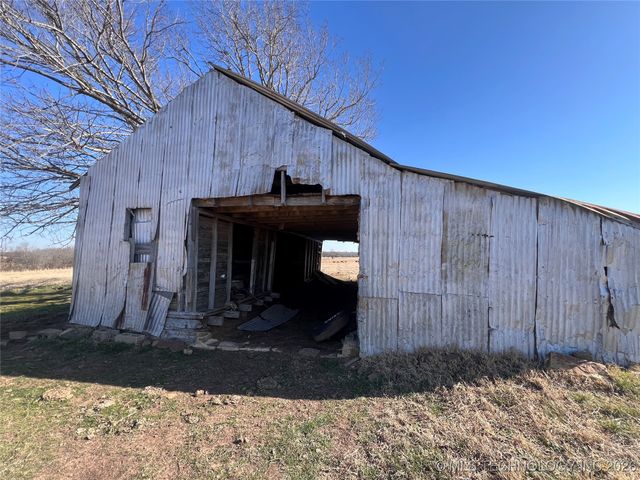 6916 State Hwy 113, Indianola, OK 74442