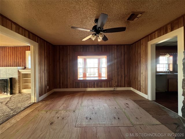 6916 State Hwy 113, Indianola, OK 74442